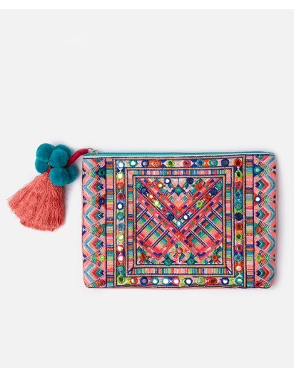 Trend alert: Pon Pon ed Espadrillas Portafogli pon pon Oysho