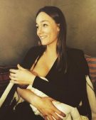 Poppata social tra le mamme vip: esibizionismo o sensibilizzazione? poppata social Johanna Hauksdottir